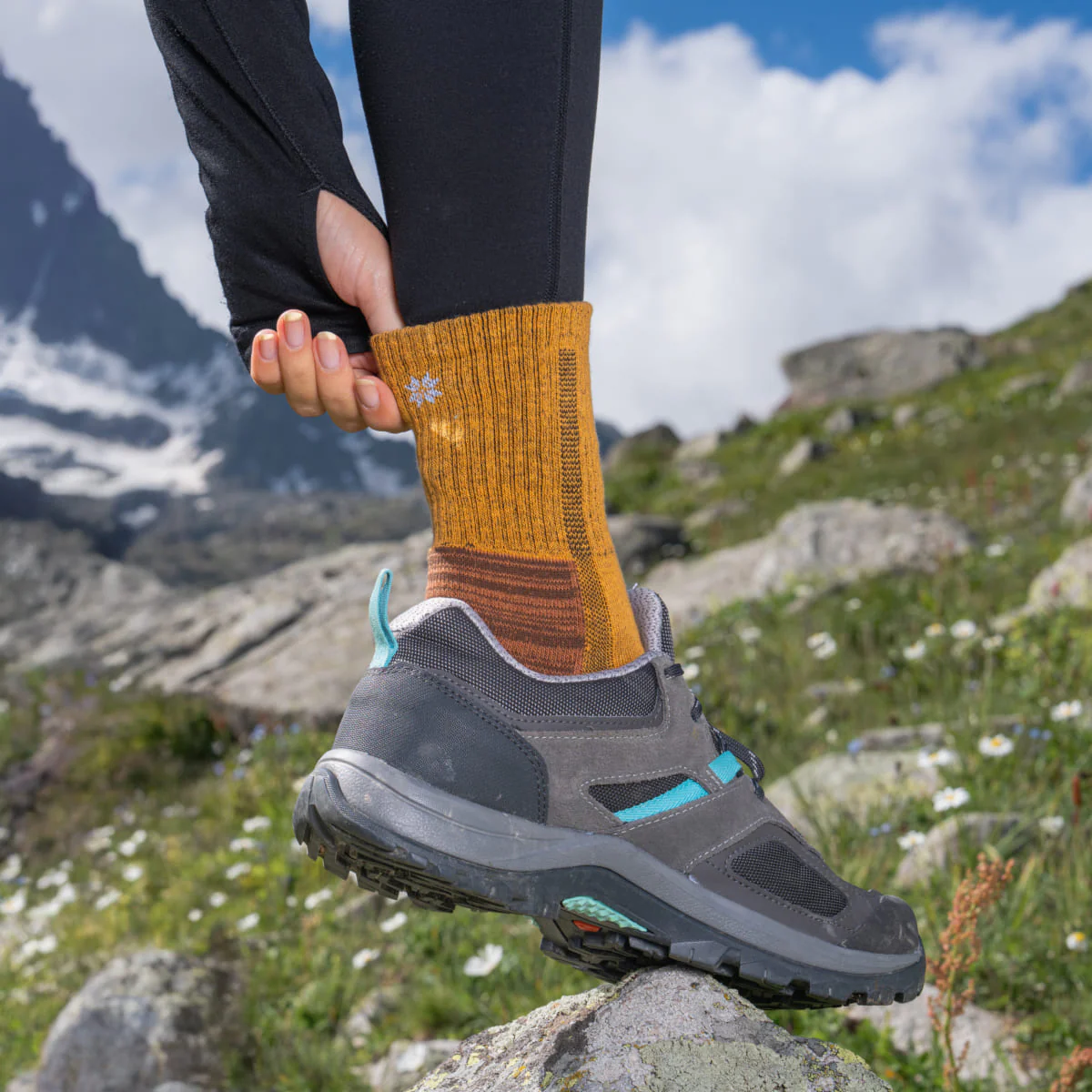 Hiking - Yellow (1 pair) - Image 2