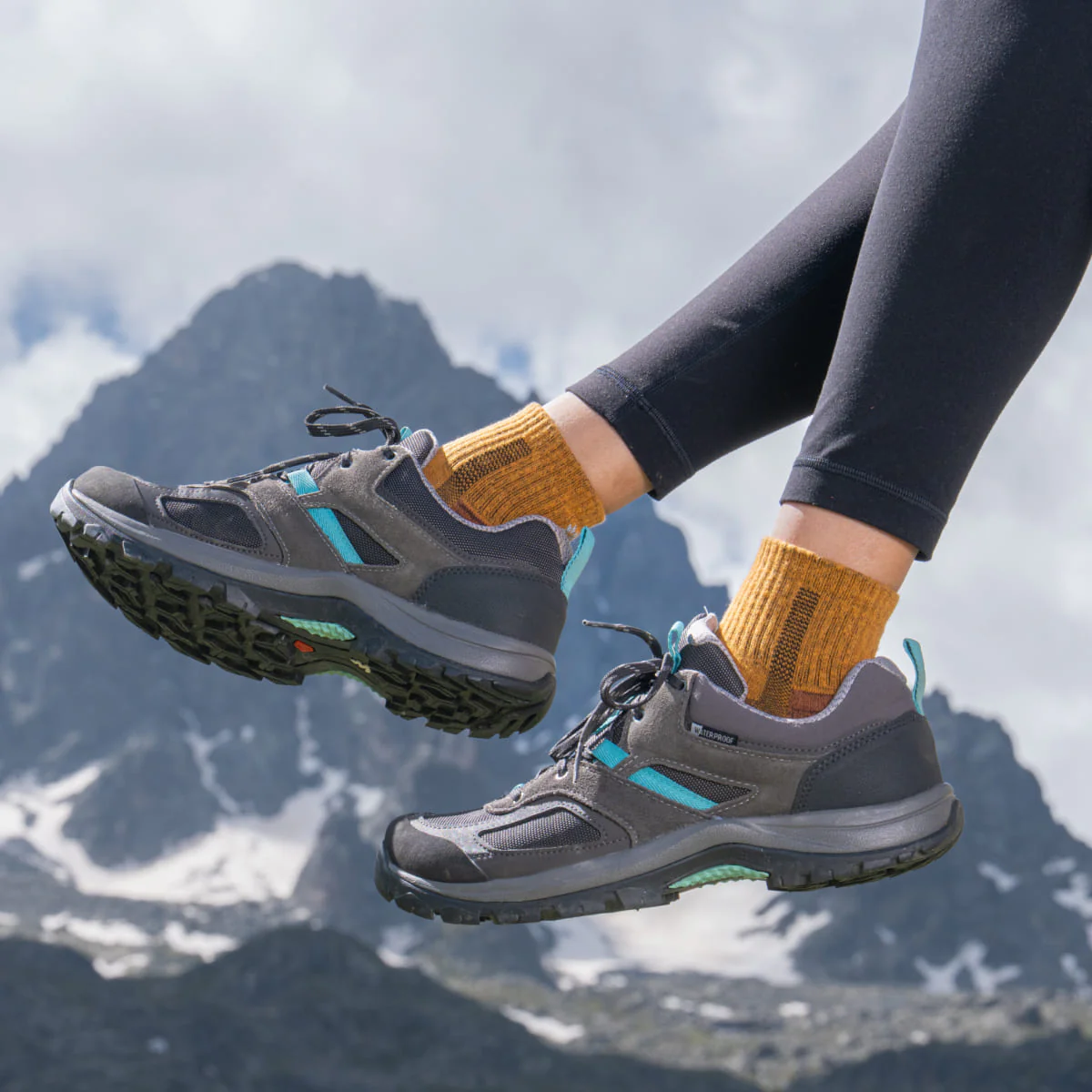 Hiking - Yellow Low-Cut (1 pair) - Image 2